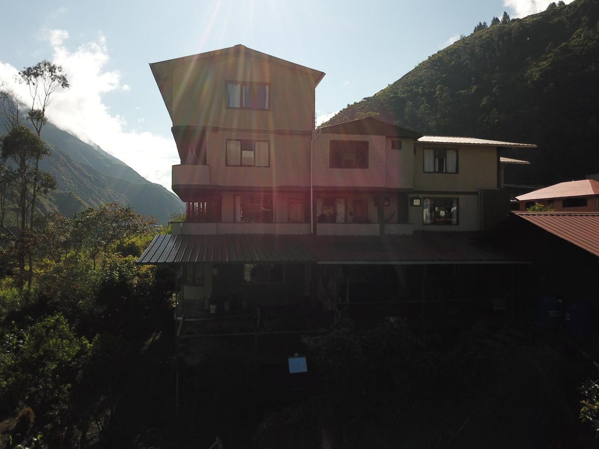 La Casa Verde Eco Guest House Baños Exterior foto